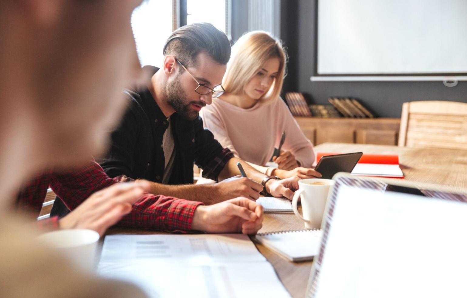 fenalivorix financial consultants working with Australian clients