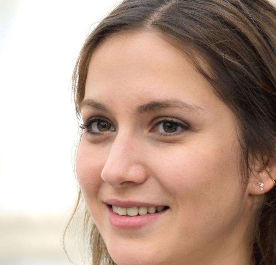 Freya Caldwell - Senior Financial Advisor